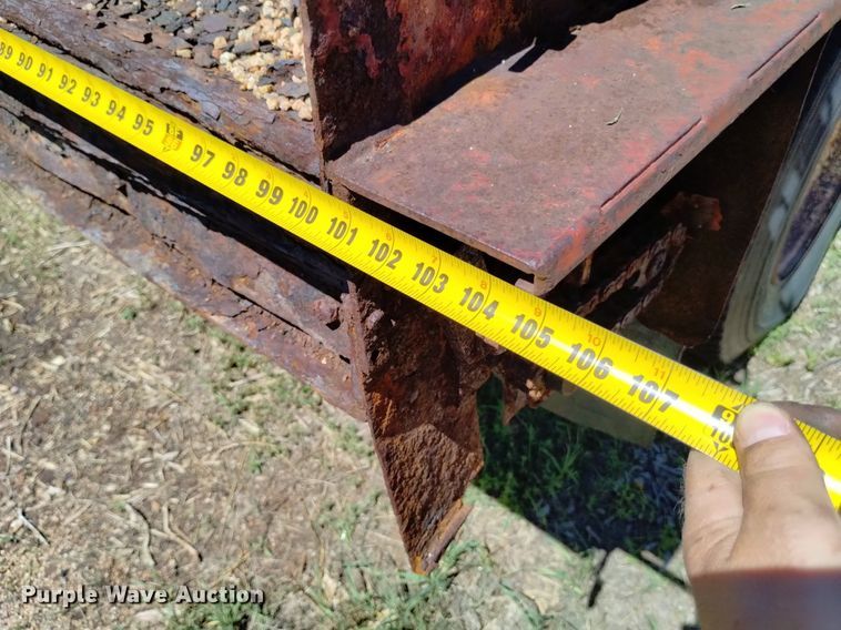 image for item DP3387 1989 International  1954 dump truck