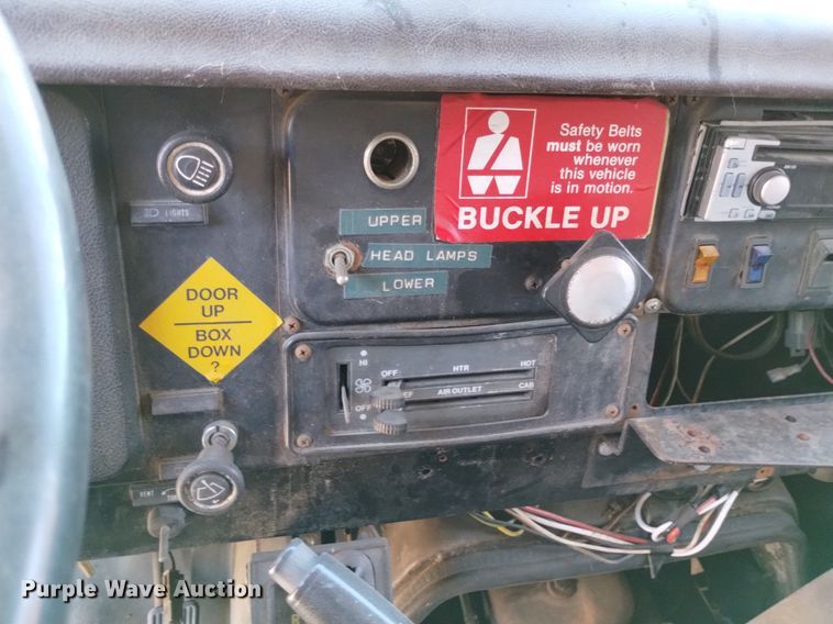 image for item DP3387 1989 International  1954 dump truck