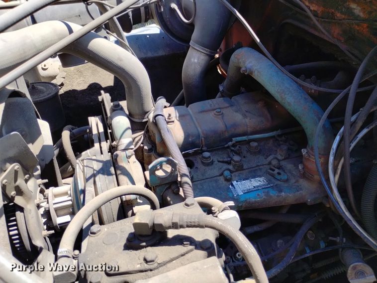 image for item DP3387 1989 International  1954 dump truck