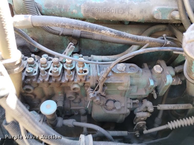 image for item DP3387 1989 International  1954 dump truck