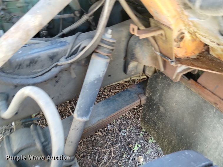 image for item DP3387 1989 International  1954 dump truck