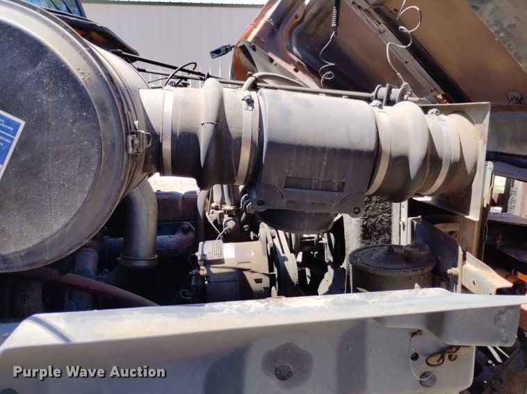 image for item DP3387 1989 International  1954 dump truck