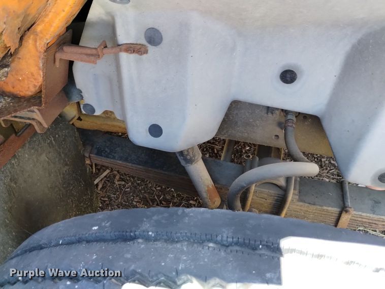 image for item DP3387 1989 International  1954 dump truck