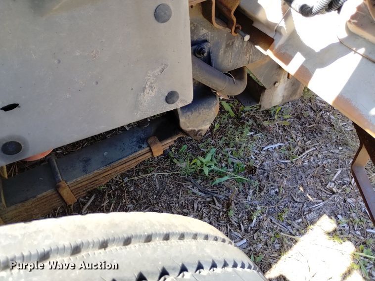 image for item DP3387 1989 International  1954 dump truck