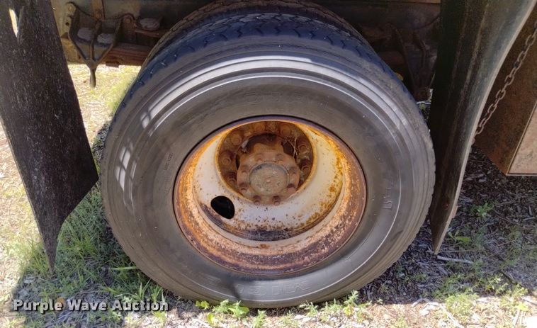 image for item DP3387 1989 International  1954 dump truck