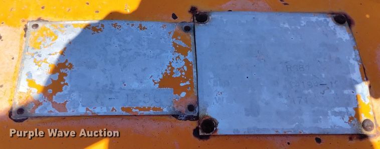 image for item DP3387 1989 International  1954 dump truck