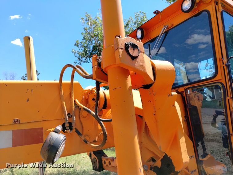 image for item DP3388 John Deere 772A motor grader