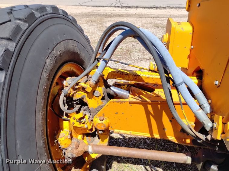 image for item DP3388 John Deere 772A motor grader