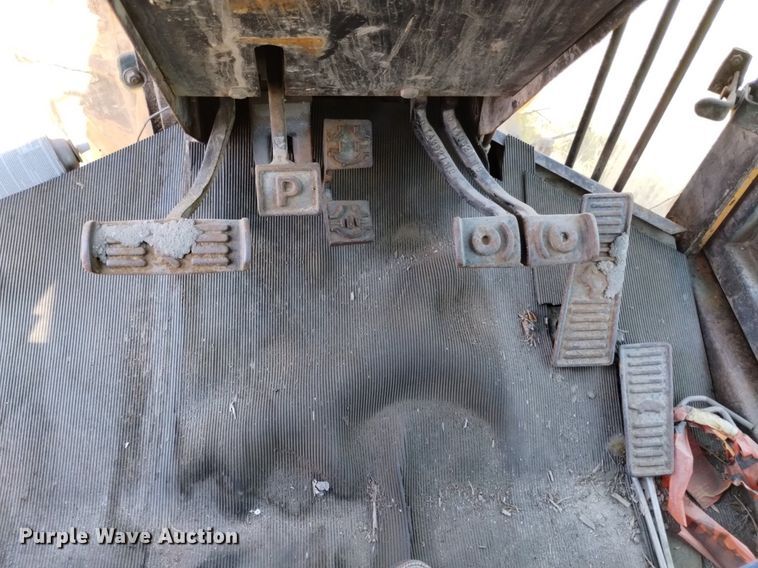 image for item DP3388 John Deere 772A motor grader