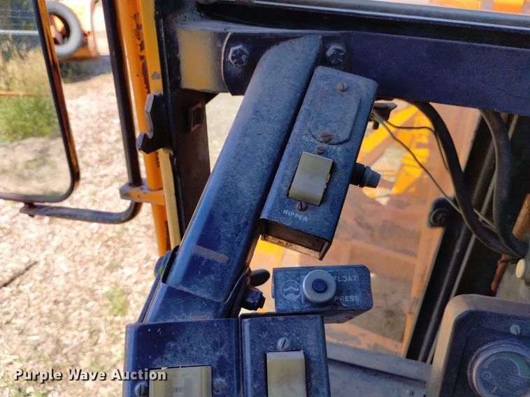 image for item DP3388 John Deere 772A motor grader