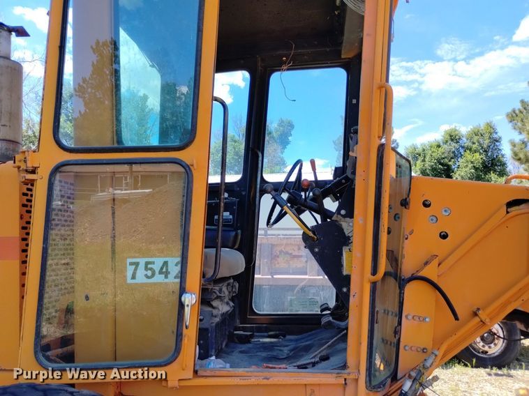 image for item DP3388 John Deere 772A motor grader