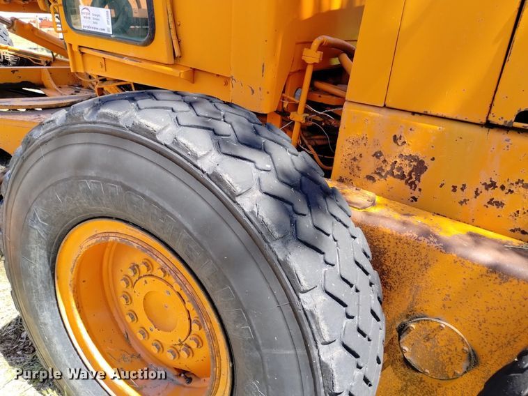 image for item DP3388 John Deere 772A motor grader