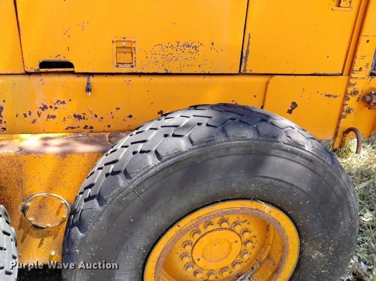 image for item DP3388 John Deere 772A motor grader