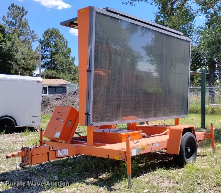 image for item DP3389 1999 PSC message board trailer