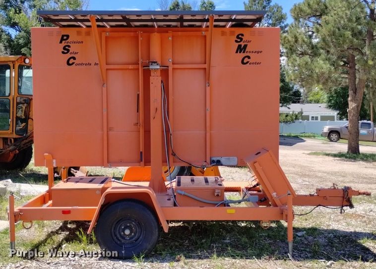 image for item DP3389 1999 PSC message board trailer