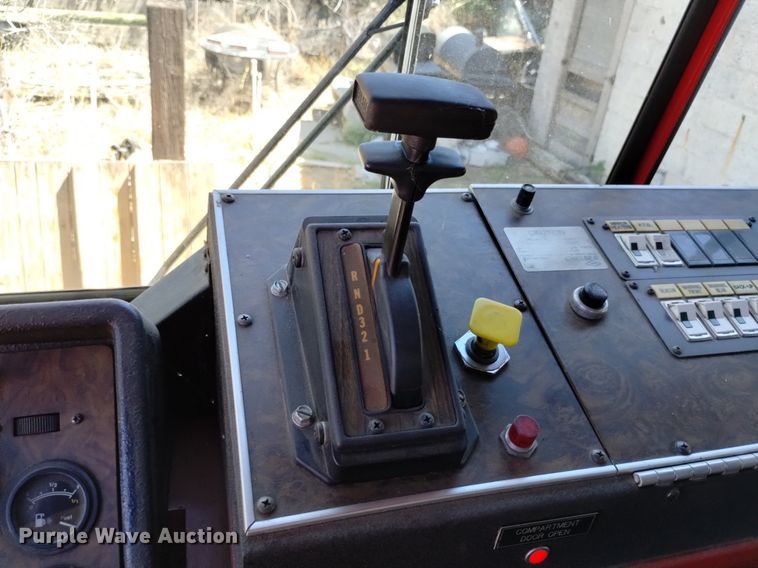 image for item DP3400 1989 Spartan CA26-2142  pumper fire truck