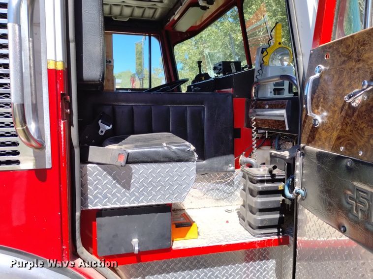 image for item DP3400 1989 Spartan CA26-2142  pumper fire truck