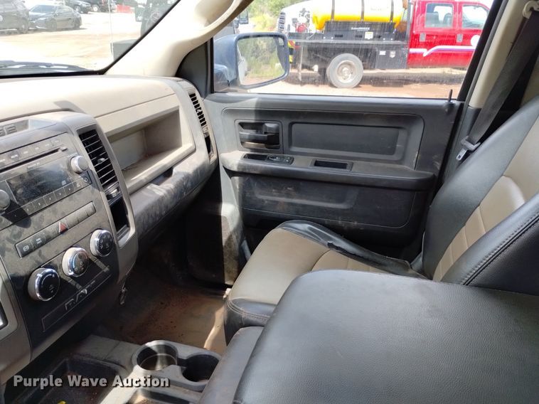 image for item DP3402 2011 Dodge Ram 2500HD  Crew Cab pickup truck