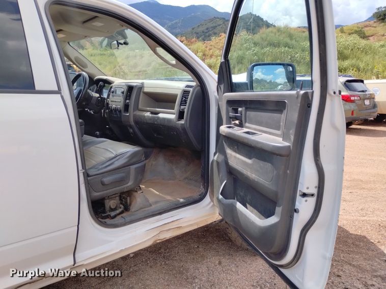 image for item DP3402 2011 Dodge Ram 2500HD  Crew Cab pickup truck