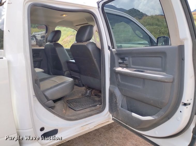 image for item DP3402 2011 Dodge Ram 2500HD  Crew Cab pickup truck