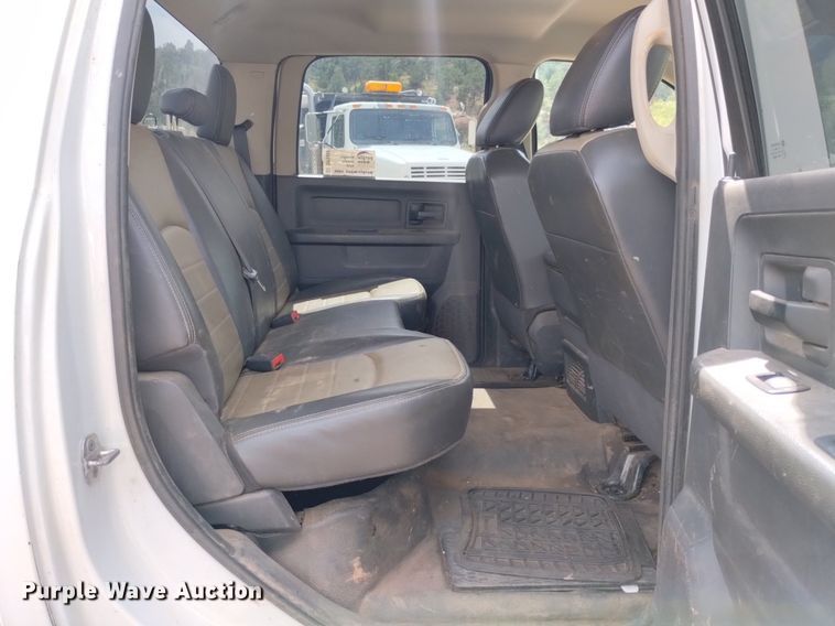 image for item DP3402 2011 Dodge Ram 2500HD  Crew Cab pickup truck