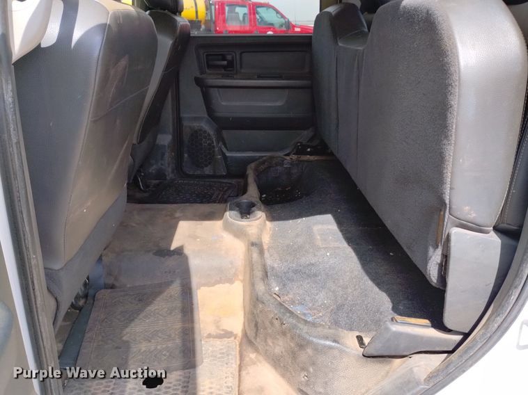 image for item DP3402 2011 Dodge Ram 2500HD  Crew Cab pickup truck