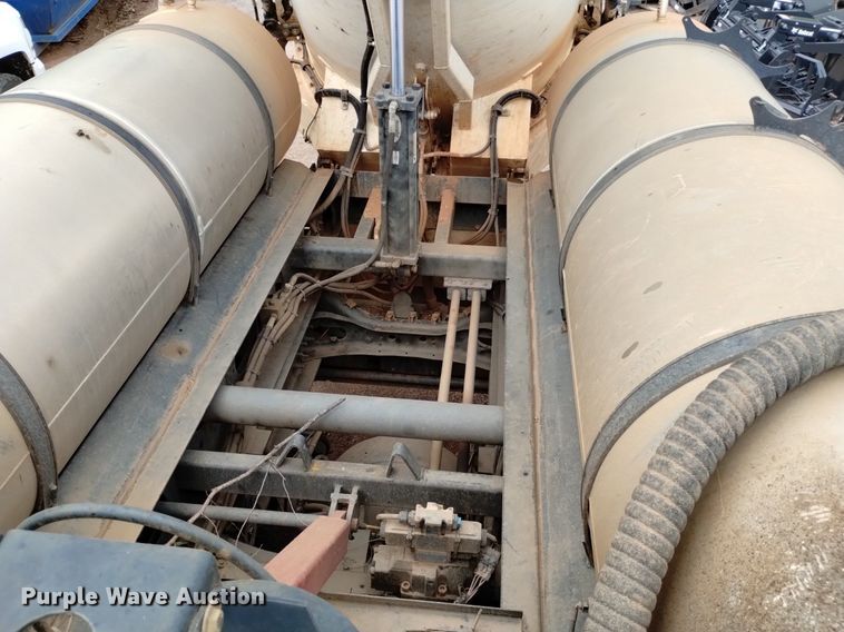 image for item DP3403 2015 International 7400  vacuum truck