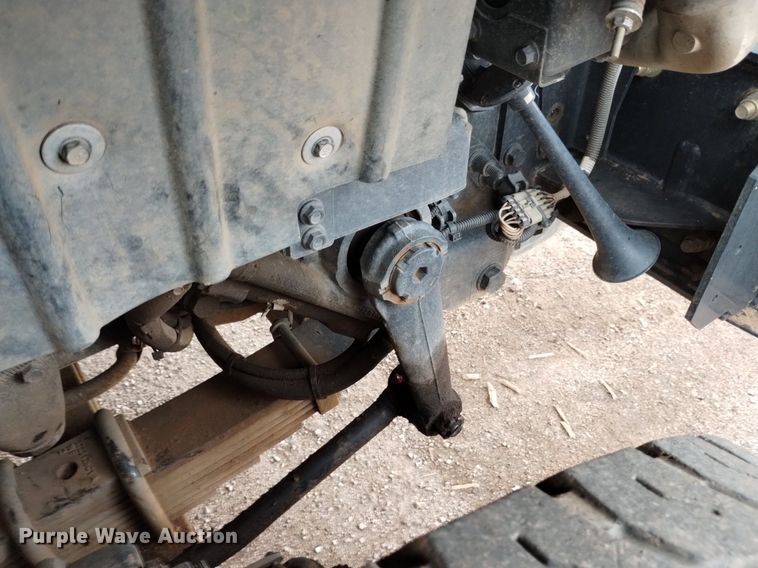 image for item DP3403 2015 International 7400  vacuum truck