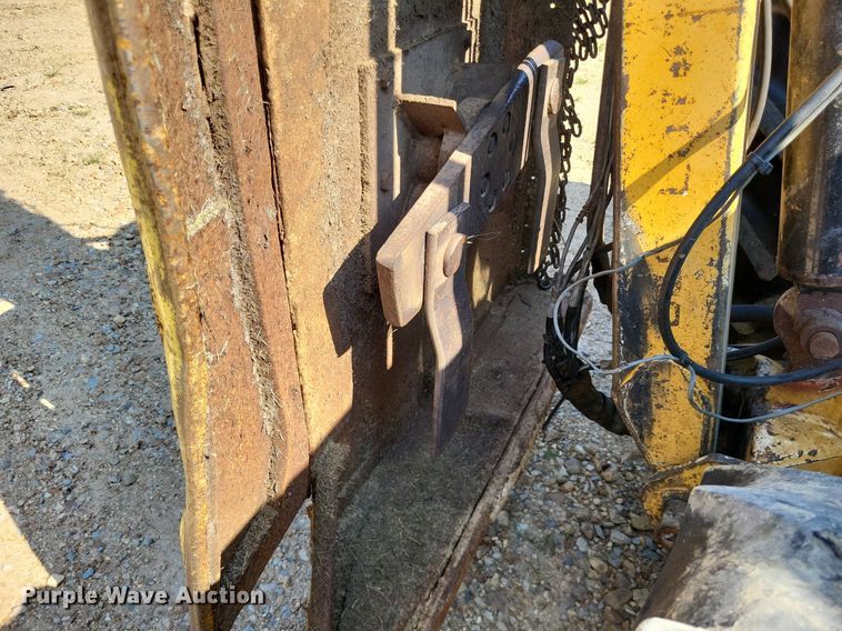 image for item DP5244 2010 John Deere 6330  MFWD tractor