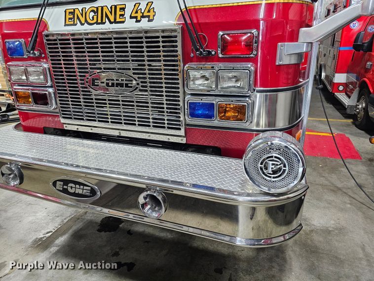 image for item DQ0129 1997 Emergency One Cyclone II  pumper fire truck