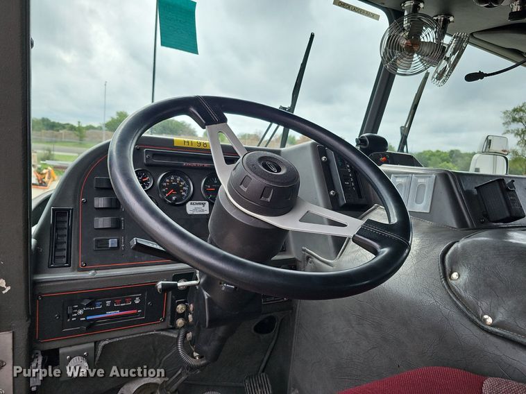 image for item DQ0129 1997 Emergency One Cyclone II  pumper fire truck