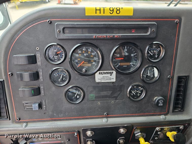 image for item DQ0129 1997 Emergency One Cyclone II  pumper fire truck