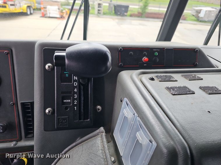 image for item DQ0129 1997 Emergency One Cyclone II  pumper fire truck