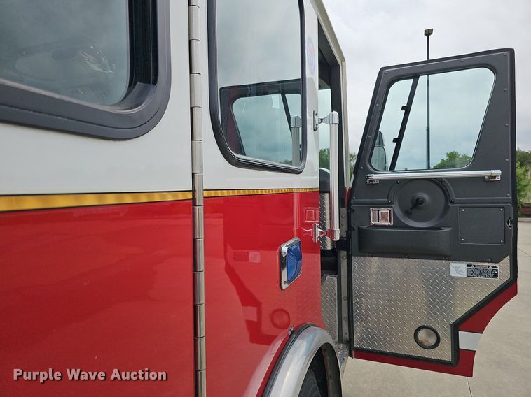 image for item DQ0129 1997 Emergency One Cyclone II  pumper fire truck