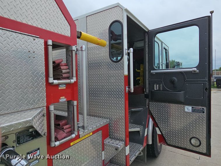 image for item DQ0129 1997 Emergency One Cyclone II  pumper fire truck