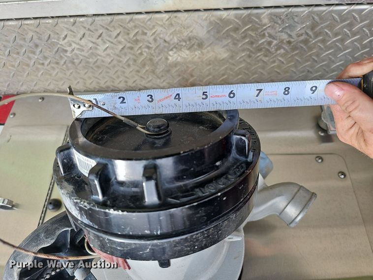 image for item DQ0129 1997 Emergency One Cyclone II  pumper fire truck