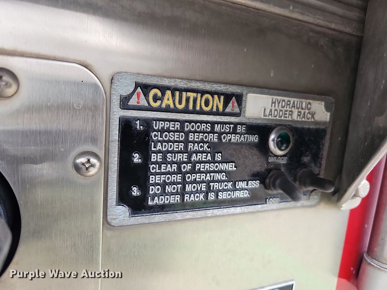 image for item DQ0129 1997 Emergency One Cyclone II  pumper fire truck