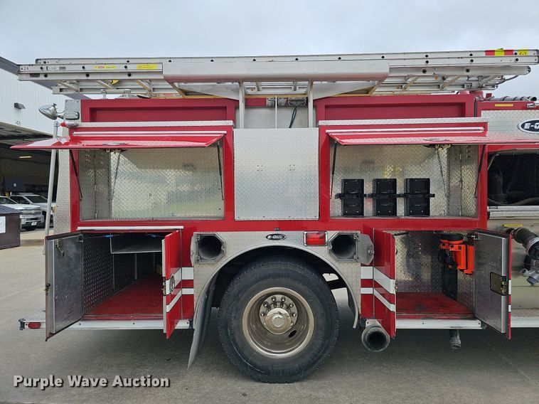 image for item DQ0129 1997 Emergency One Cyclone II  pumper fire truck