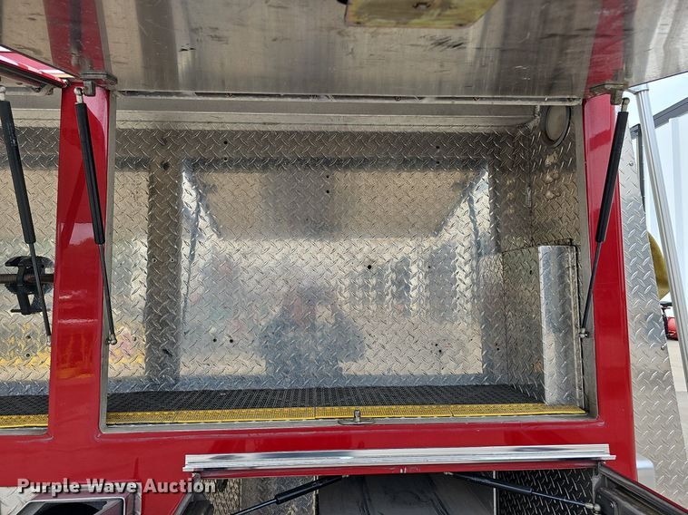 image for item DQ0129 1997 Emergency One Cyclone II  pumper fire truck