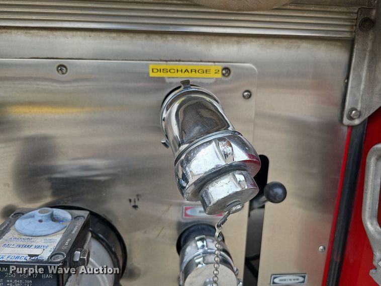 image for item DQ0129 1997 Emergency One Cyclone II  pumper fire truck