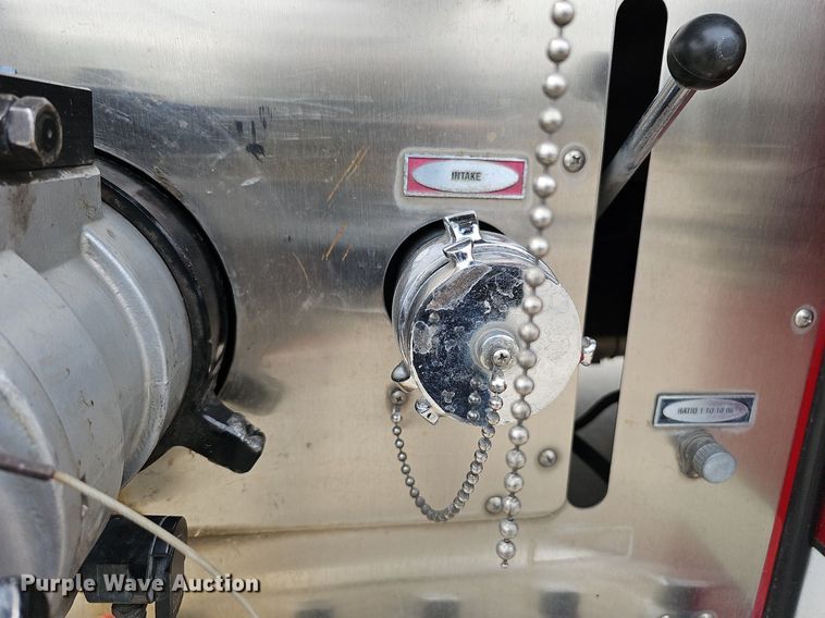 image for item DQ0129 1997 Emergency One Cyclone II  pumper fire truck