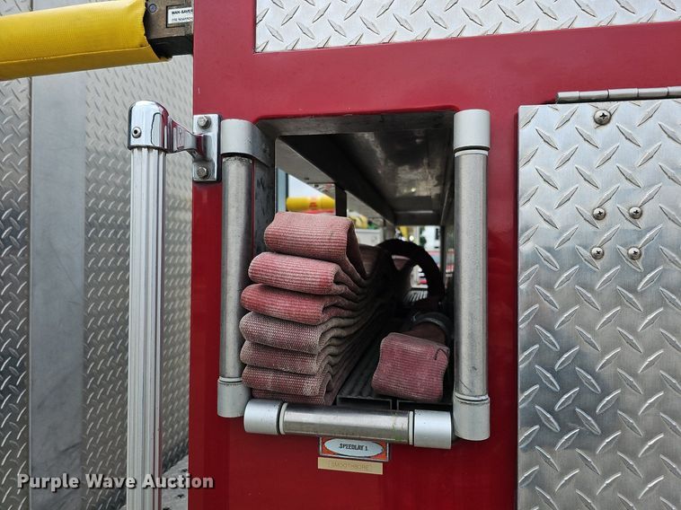 image for item DQ0129 1997 Emergency One Cyclone II  pumper fire truck