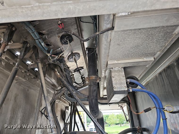 image for item DQ0129 1997 Emergency One Cyclone II  pumper fire truck