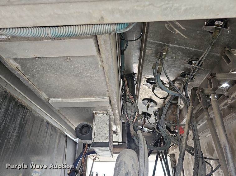 image for item DQ0129 1997 Emergency One Cyclone II  pumper fire truck