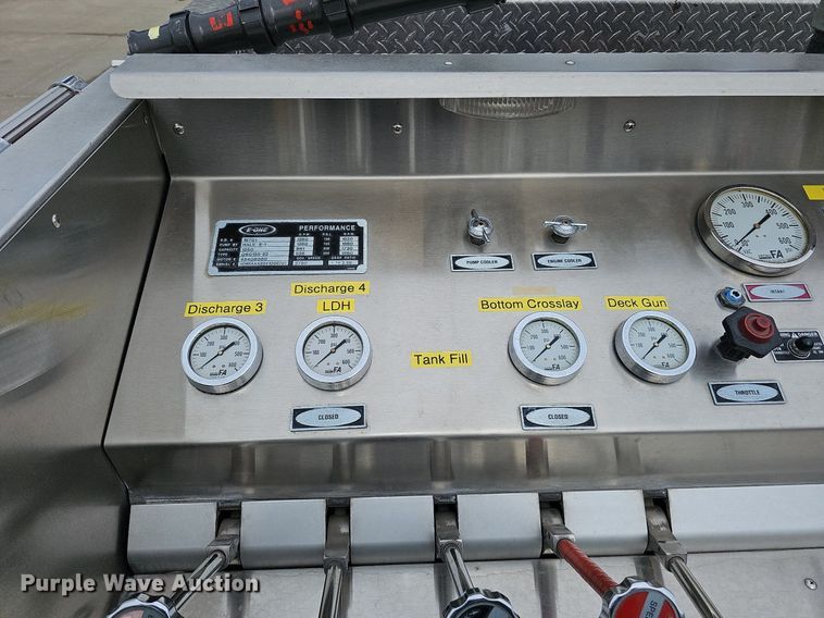 image for item DQ0129 1997 Emergency One Cyclone II  pumper fire truck