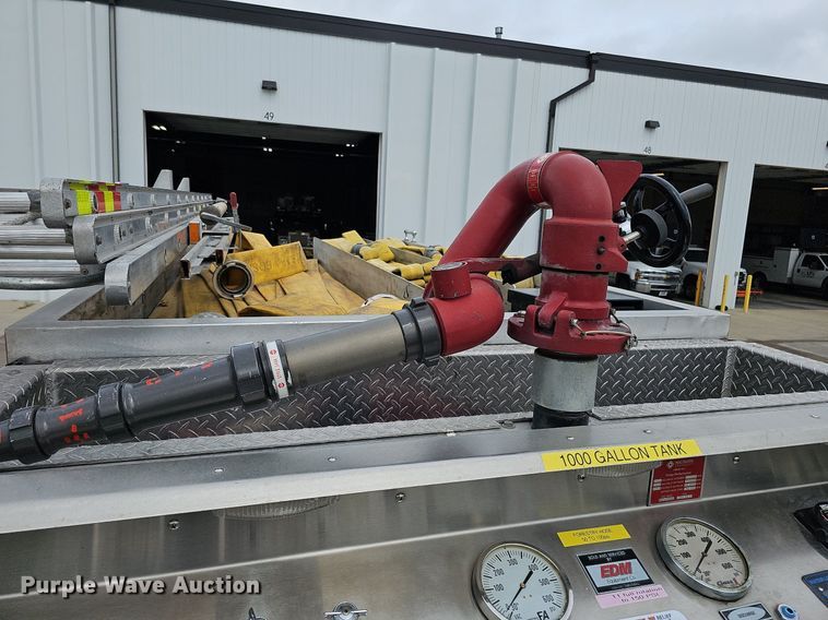 image for item DQ0129 1997 Emergency One Cyclone II  pumper fire truck