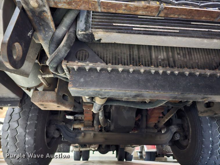 image for item DQ0129 1997 Emergency One Cyclone II  pumper fire truck