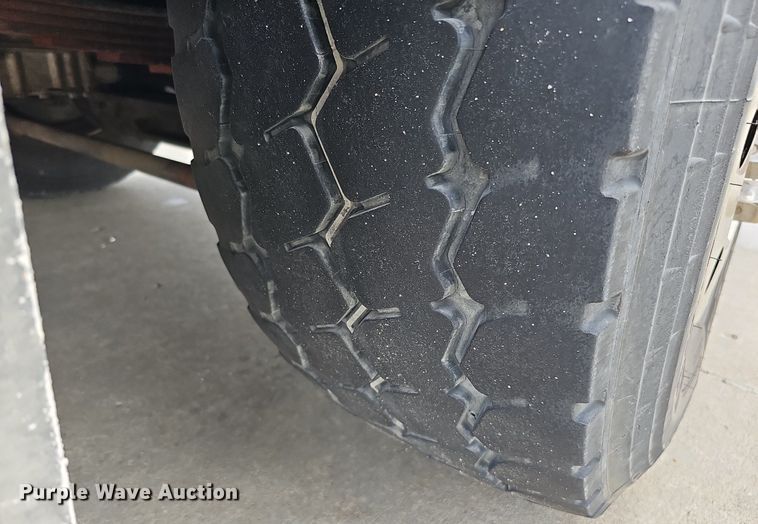 image for item DQ0129 1997 Emergency One Cyclone II  pumper fire truck