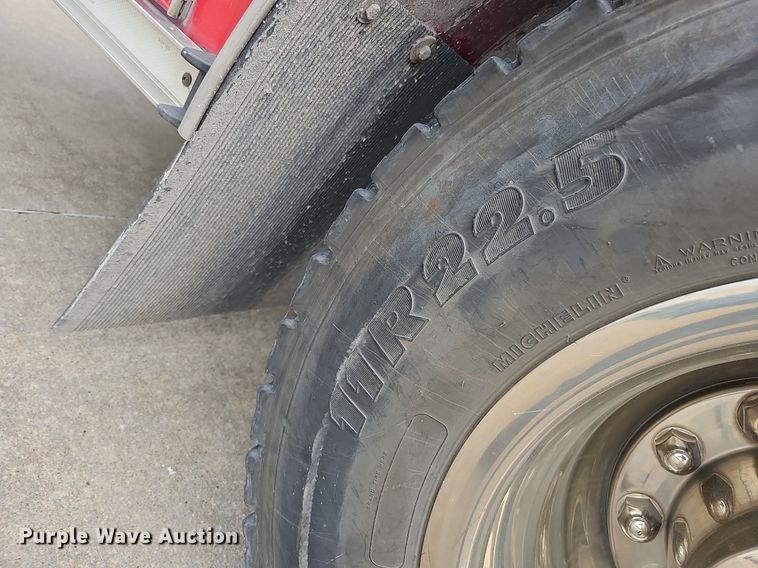 image for item DQ0129 1997 Emergency One Cyclone II  pumper fire truck