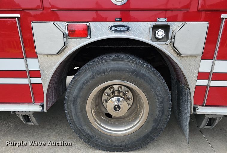 image for item DQ0129 1997 Emergency One Cyclone II  pumper fire truck